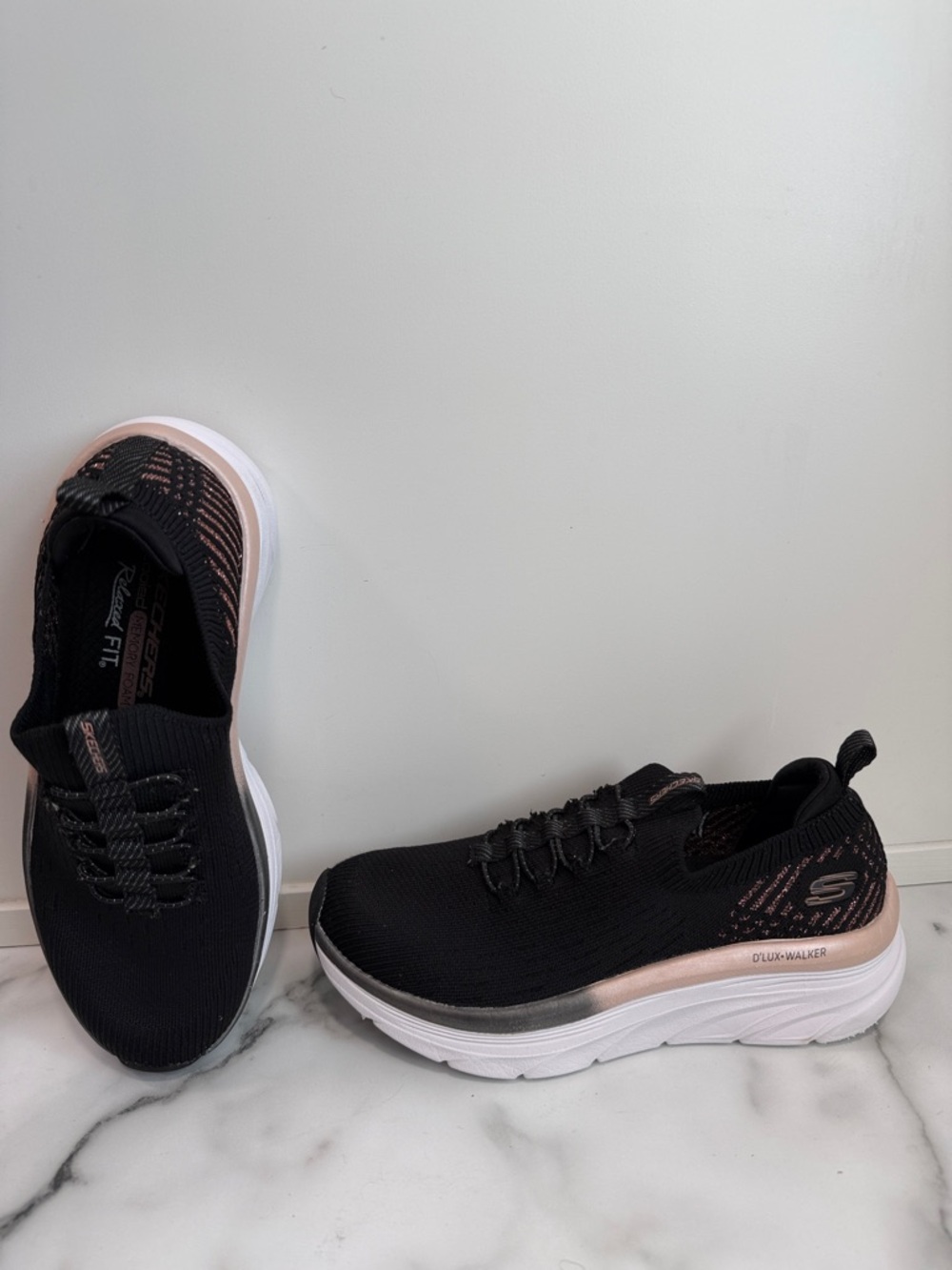 Skechers, Relaxed Fit: D'Lux Walker Black Let it Glow Walking Shoes - Size 6.5 - Picture 4 of 9